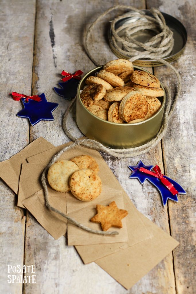 Biscotti salati al formaggio_Posate Spaiate