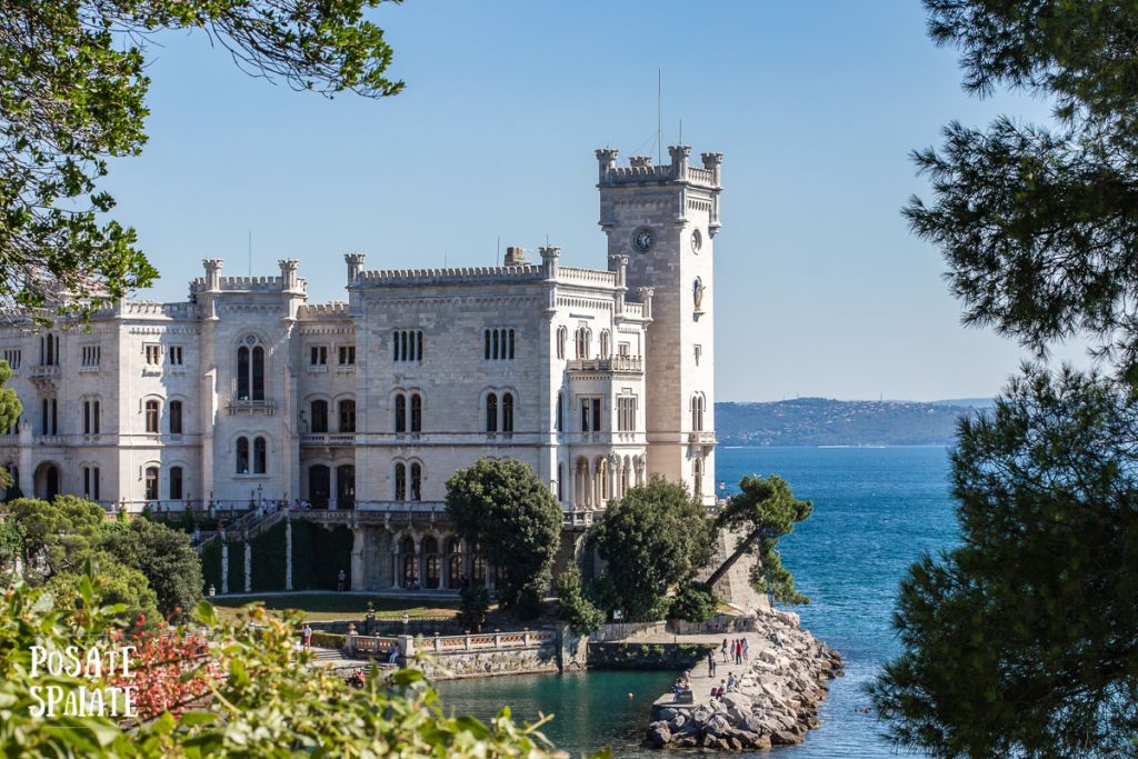 Trieste_Posate Spaiate