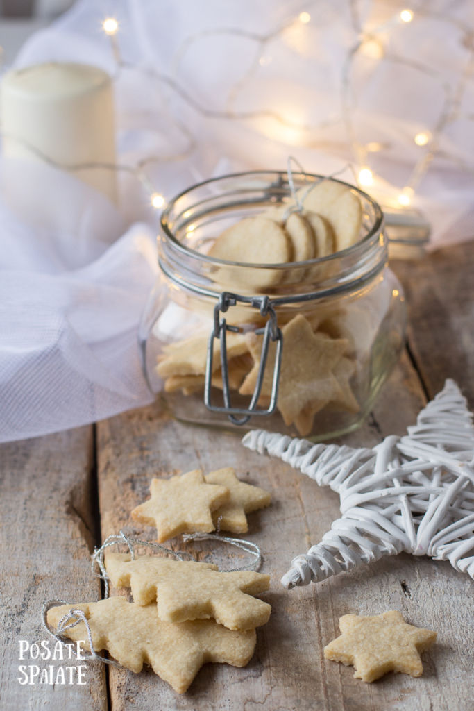 Biscotti con farina di mandorle e scorza di limone_Posate-Spaiate