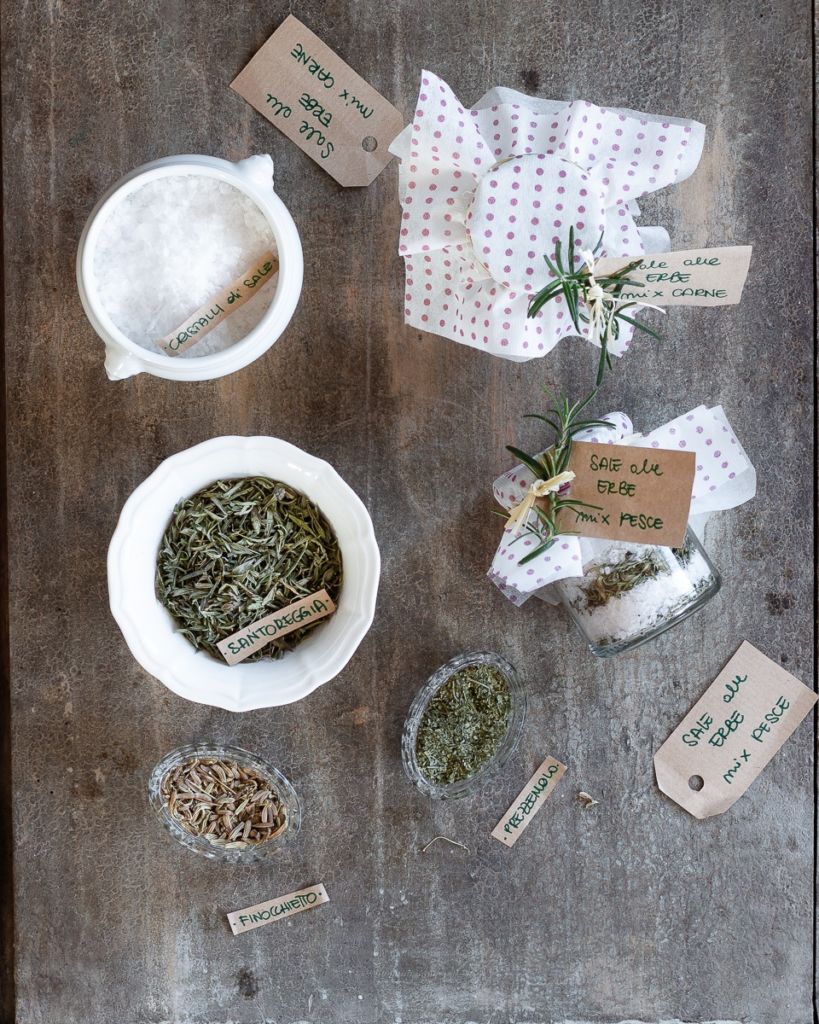 Sale alle erbe_Posate Spaiate